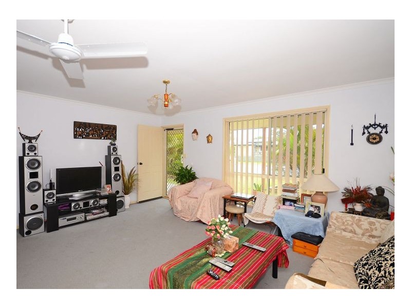 124 Pulgul Street, Urangan QLD 4655