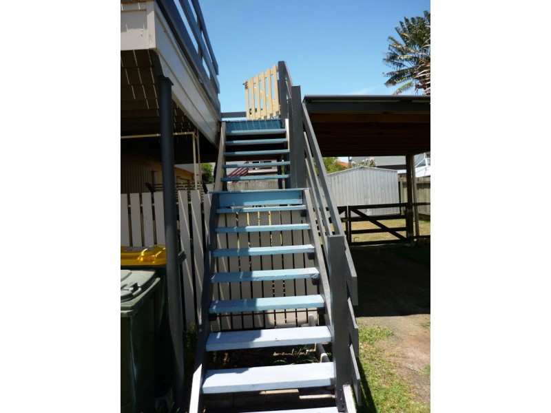 33 Murphy Street, Point Vernon QLD 4655