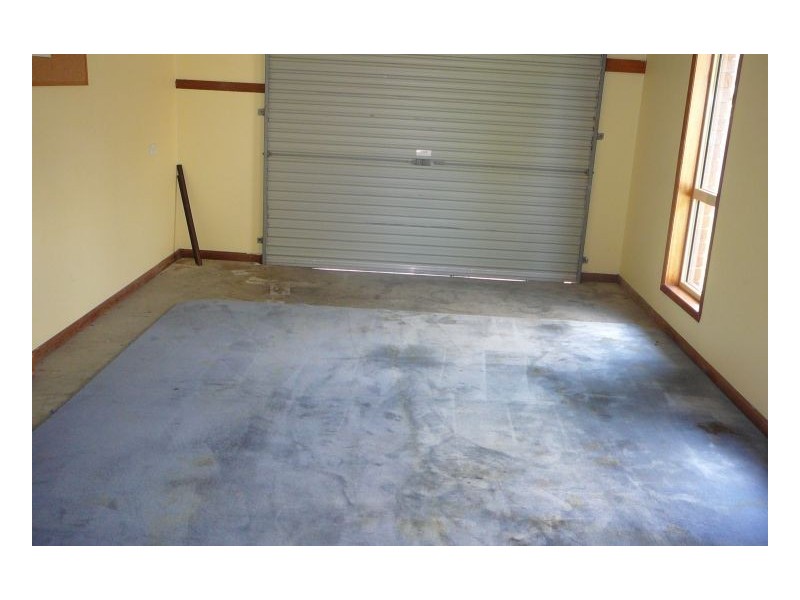 11 Matthew Drive, Urangan QLD 4655