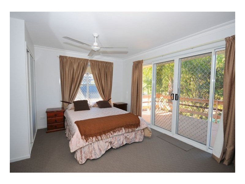 266 Torquay Tce, Torquay QLD 4655