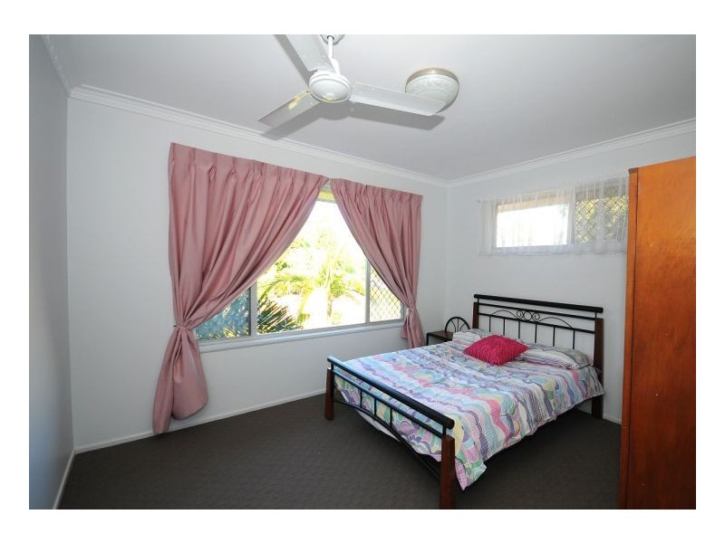 266 Torquay Tce, Torquay QLD 4655