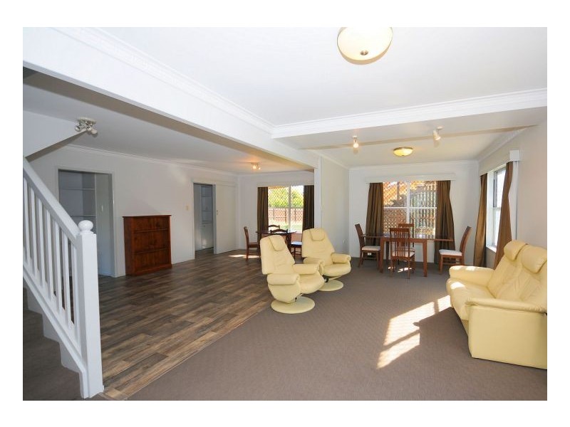 266 Torquay Tce, Torquay QLD 4655