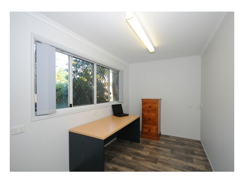 266 Torquay Tce, Torquay QLD 4655