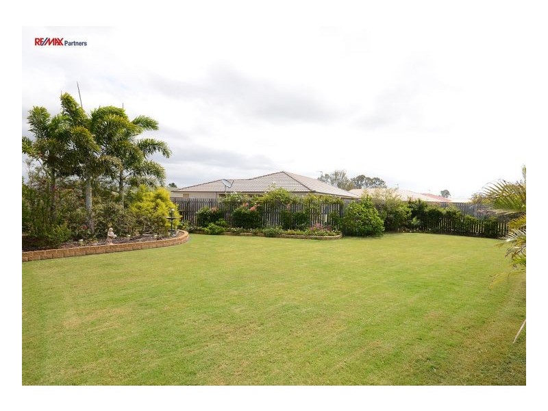 54 Endeavour Way, Eli Waters QLD 4655