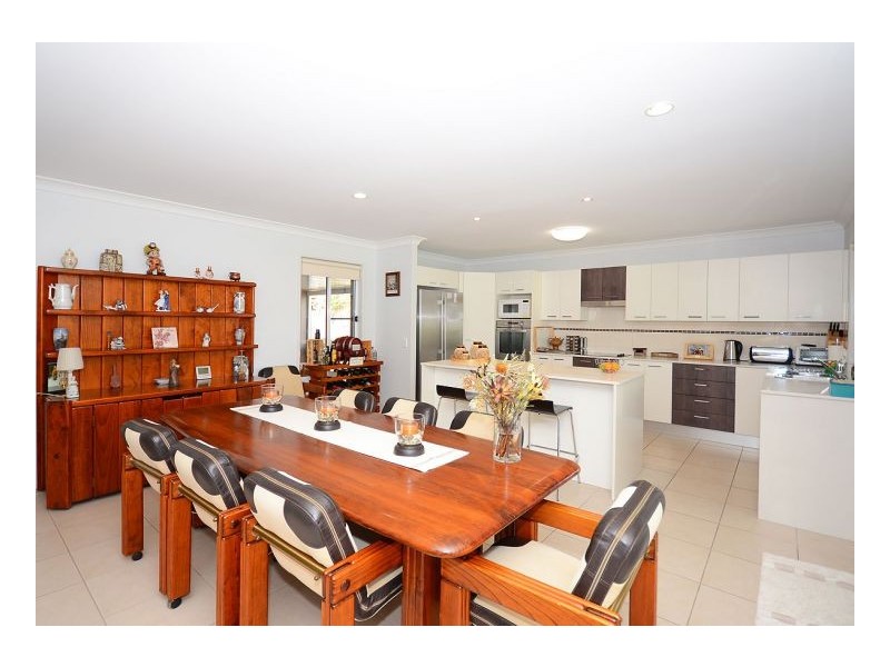 54 Endeavour Way, Eli Waters QLD 4655