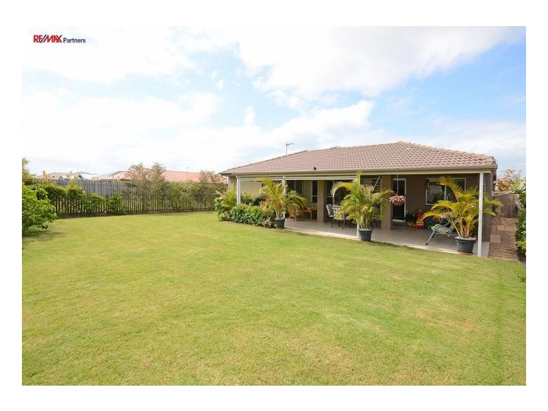 54 Endeavour Way, Eli Waters QLD 4655