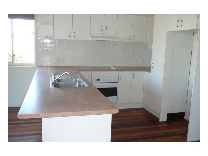 12 Avolet Crescent, River Heads QLD 4655