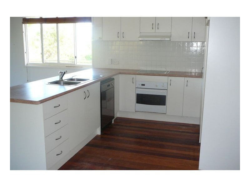 12 Avolet Crescent, River Heads QLD 4655