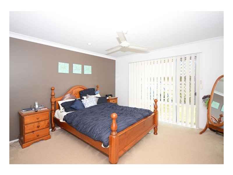 14 Captain Cook Street, Urraween QLD 4655