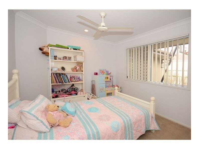 14 Captain Cook Street, Urraween QLD 4655