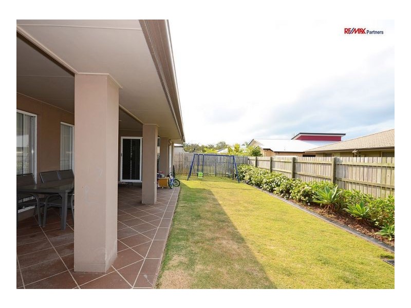 14 Captain Cook Street, Urraween QLD 4655