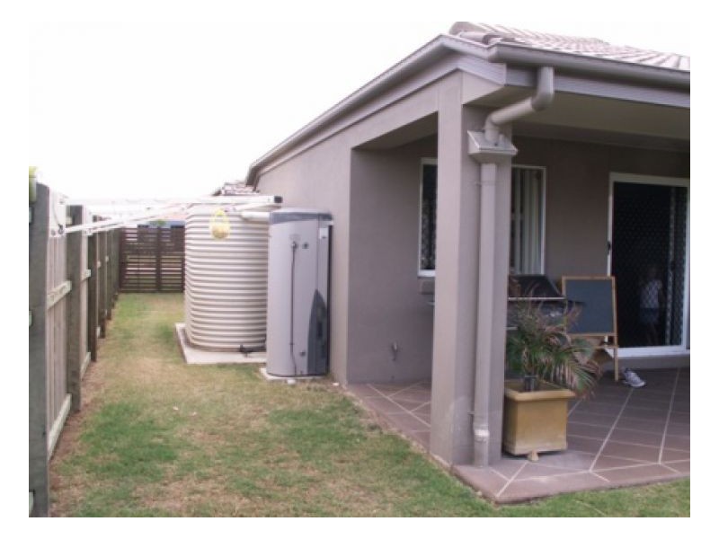 14 Captain Cook Street, Urraween QLD 4655