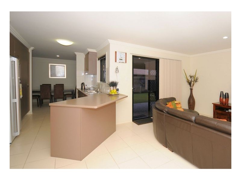 22 Lancaster Circuit, Urraween QLD 4655