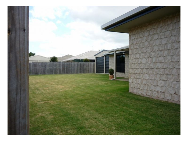 22 Lancaster Circuit, Urraween QLD 4655