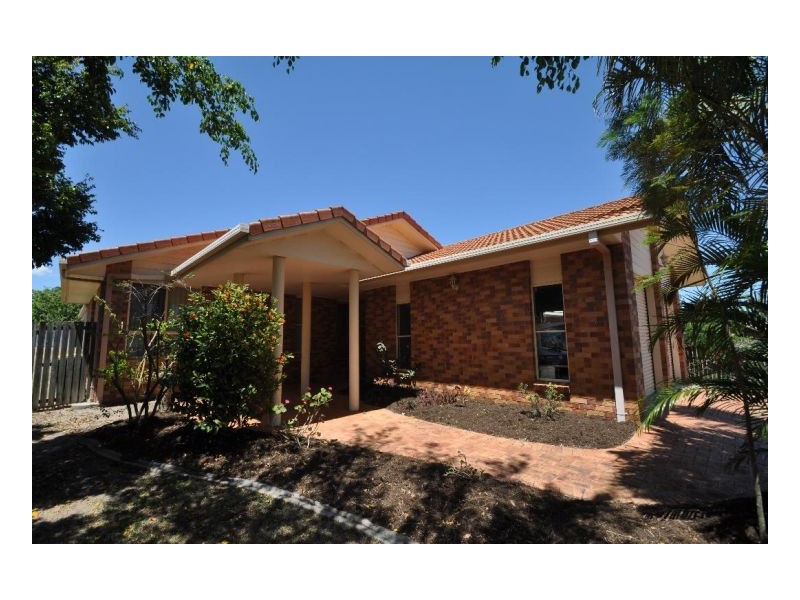 7 Dean Court, Urraween QLD 4655