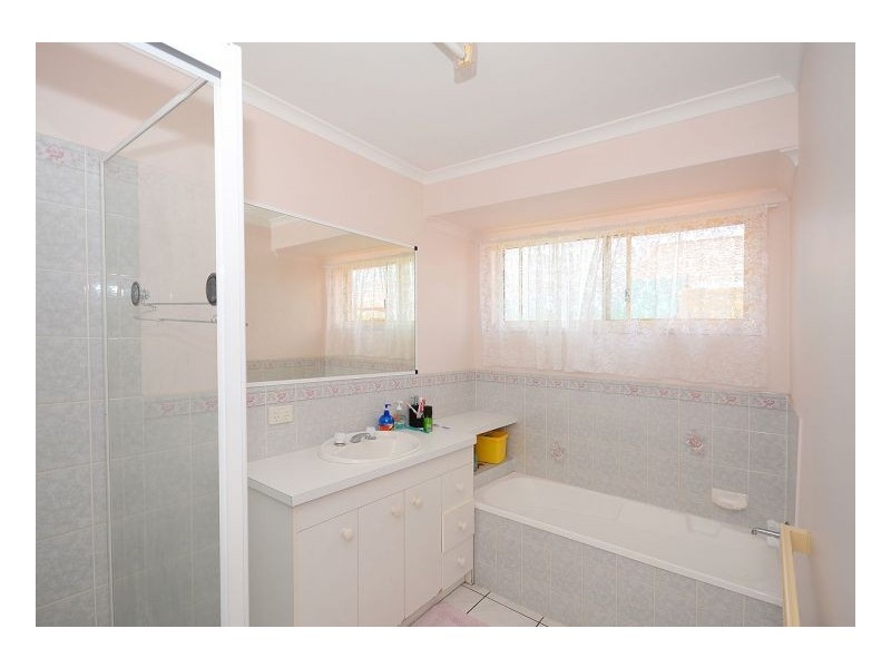 7 Dean Court, Urraween QLD 4655