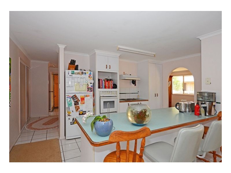 7 Dean Court, Urraween QLD 4655