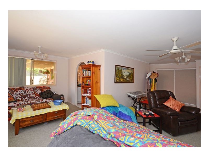 7 Dean Court, Urraween QLD 4655