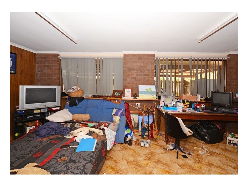 11 Shore Road East, Urangan QLD 4655