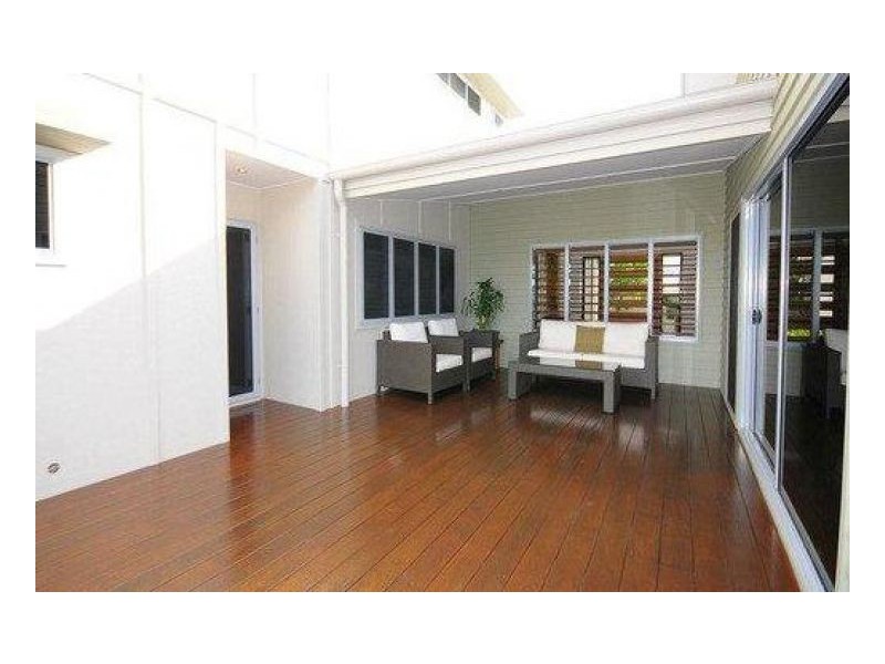 30 Madsen Road, Urraween QLD 4655