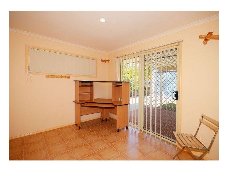 8 Delta Way, Point Vernon QLD 4655