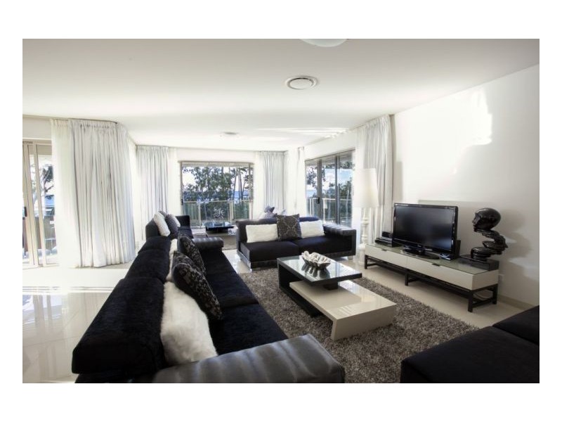 9/328 Esplanade, Scarness QLD 4655