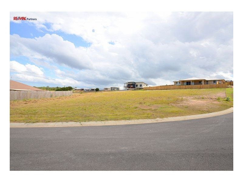 14 Mia Court, Nikenbah QLD 4655