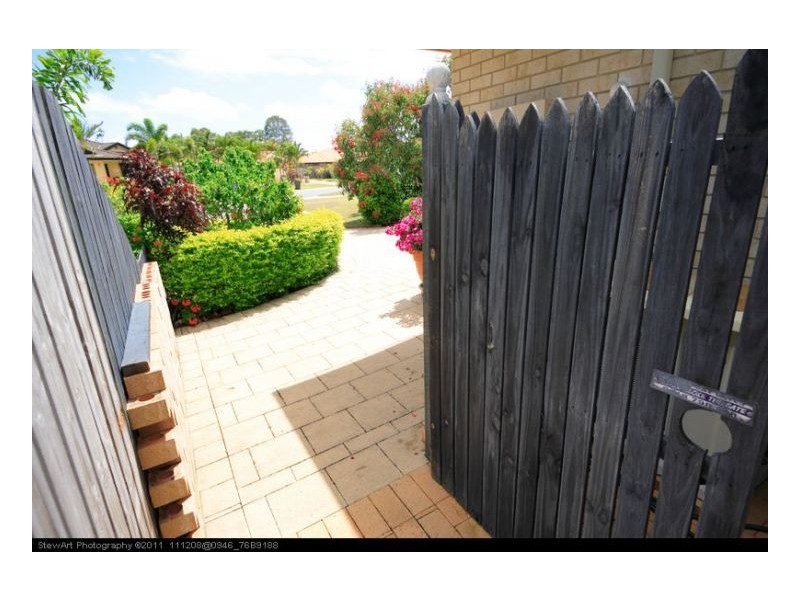 6 Florida Court, Urangan QLD 4655