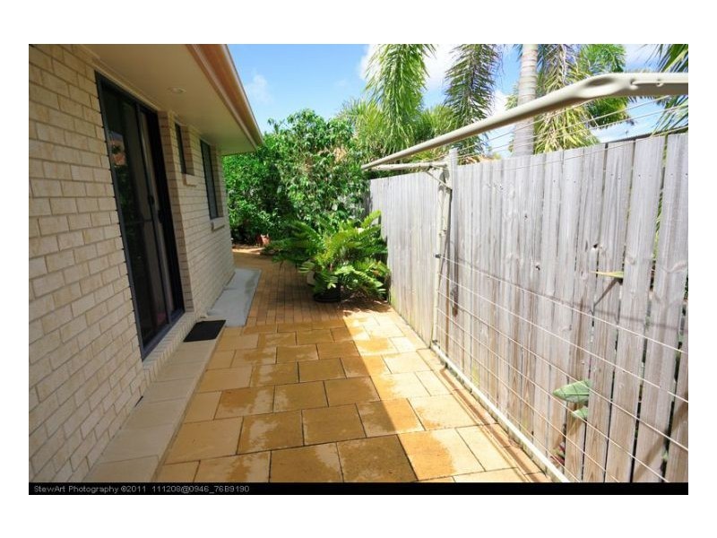 6 Florida Court, Urangan QLD 4655