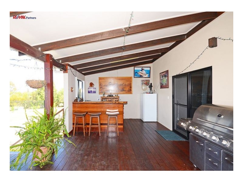 16 Swan Drive, Booral QLD 4655