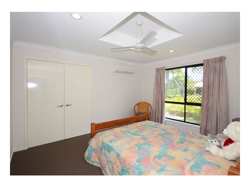 16 Swan Drive, Booral QLD 4655