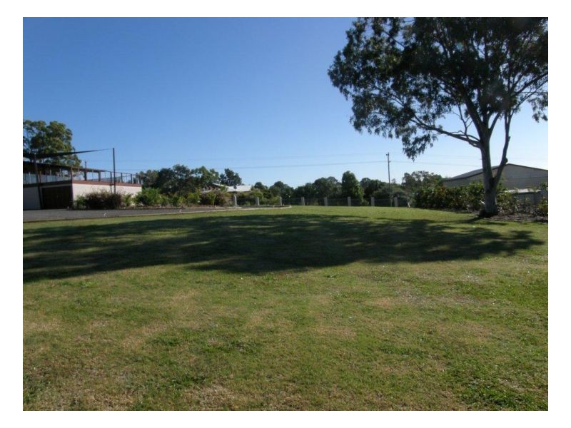 16 Swan Drive, Booral QLD 4655