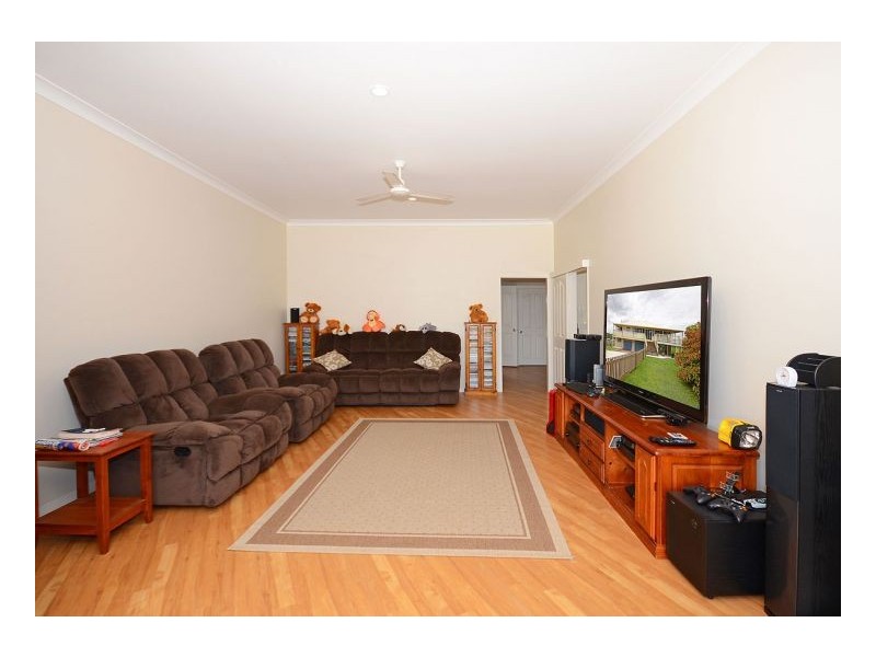 43 Madsen Road, Urraween QLD 4655