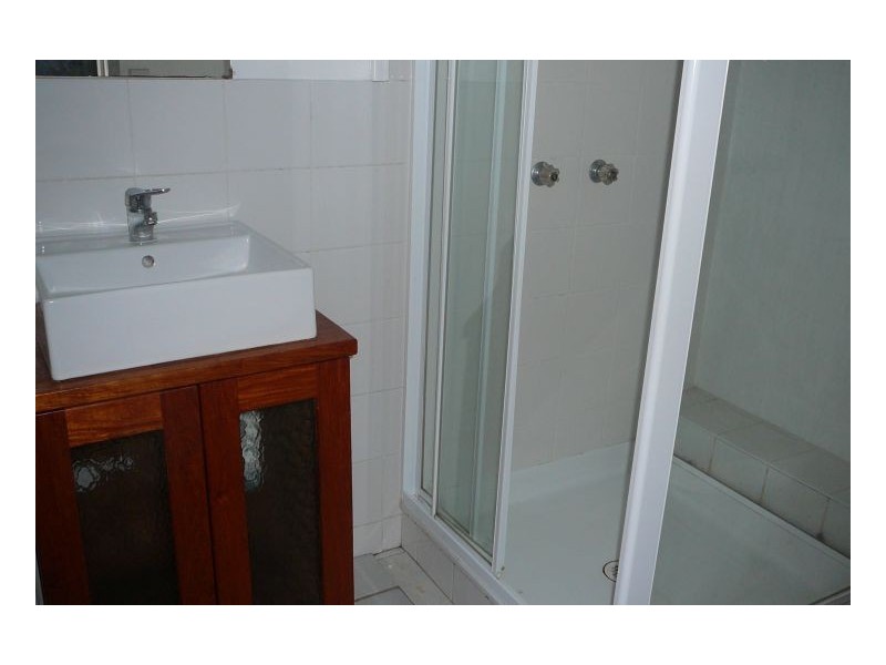 206 Long Street, Point Vernon QLD 4655