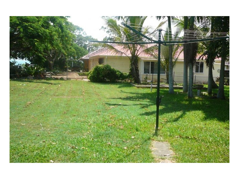 206 Long Street, Point Vernon QLD 4655