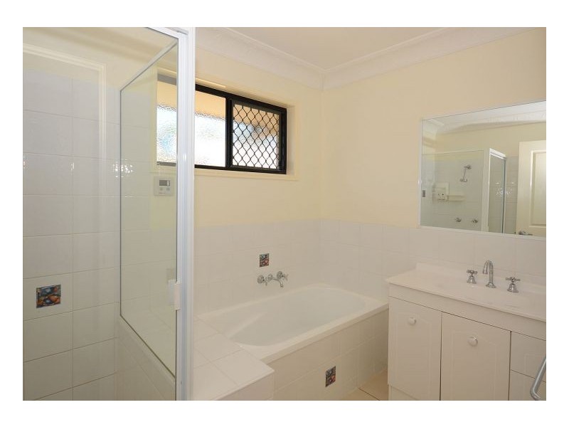 14A Redgum Court, Urraween QLD 4655