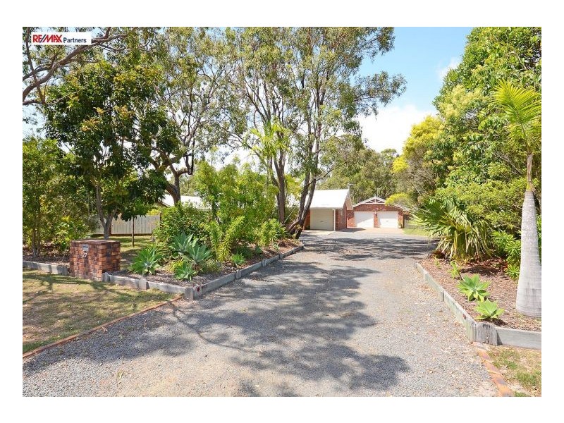 27 Garden Drive, Urangan QLD 4655