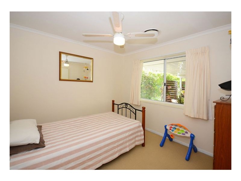 27 Garden Drive, Urangan QLD 4655