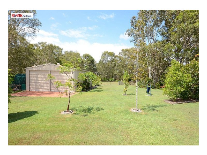 27 Garden Drive, Urangan QLD 4655