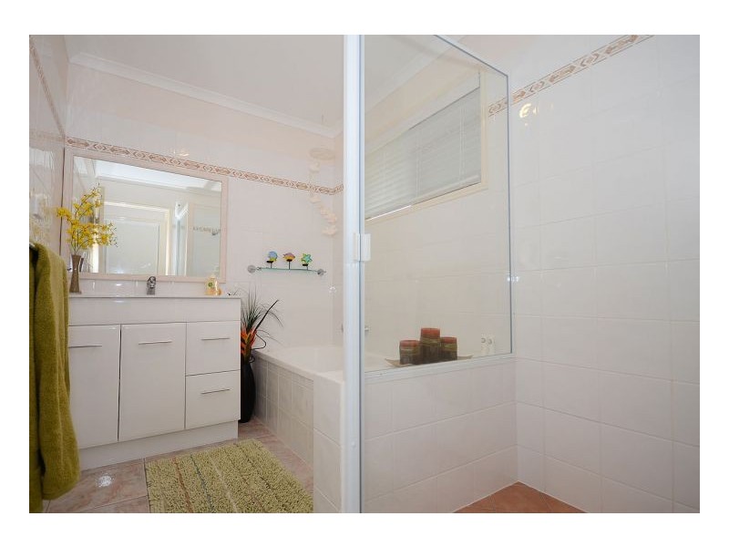 10 Alana Court, Torquay QLD 4655