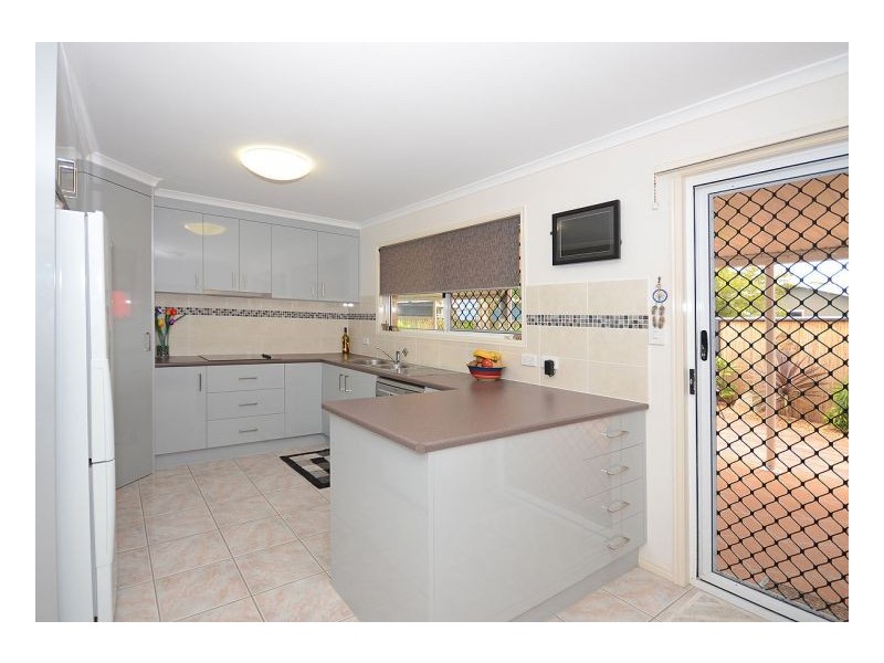 10 Alana Court, Torquay QLD 4655
