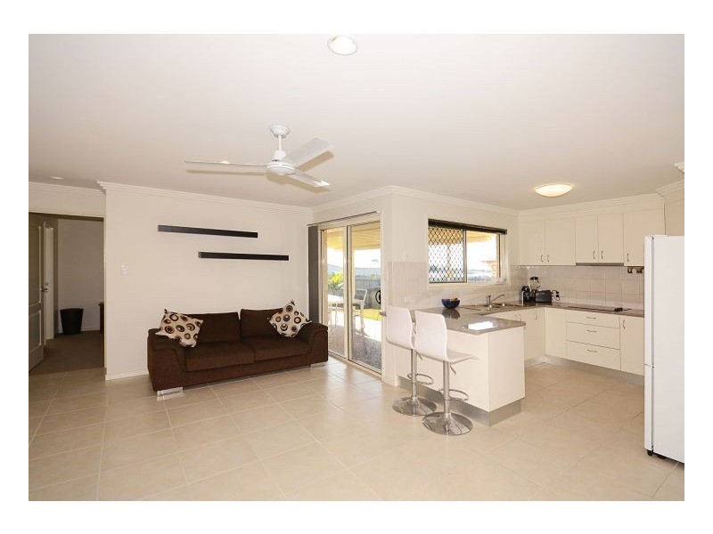 38 Picadilly Circuit, Urraween QLD 4655