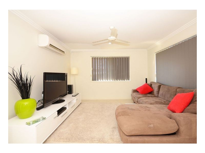 38 Picadilly Circuit, Urraween QLD 4655