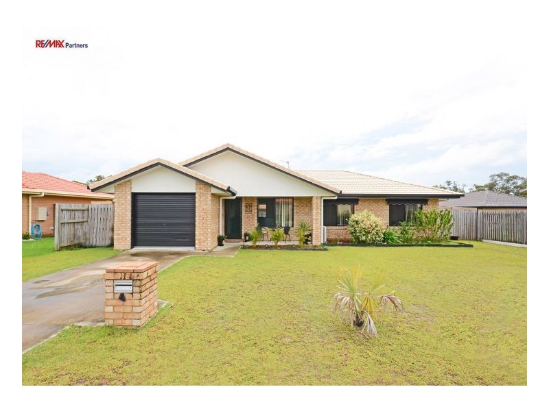 4 Moonstone Drive, Urangan QLD 4655