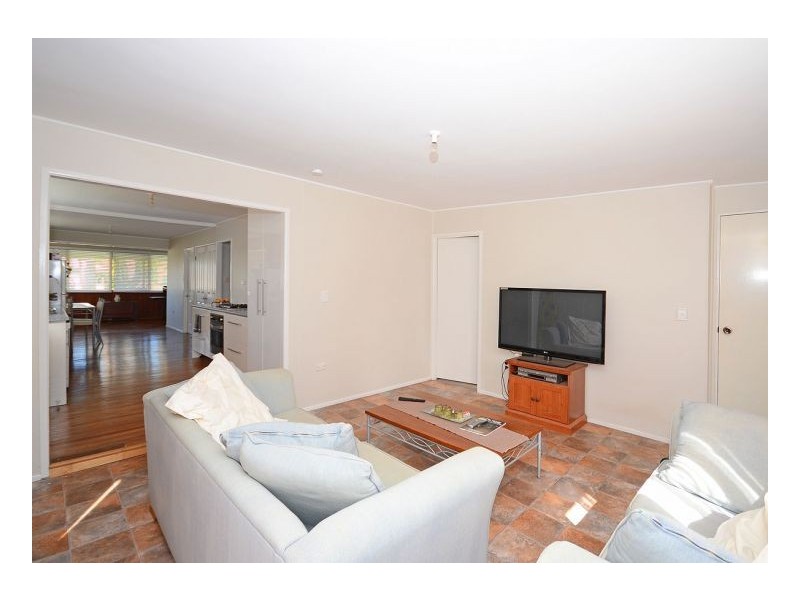 133 Long Street, Point Vernon QLD 4655