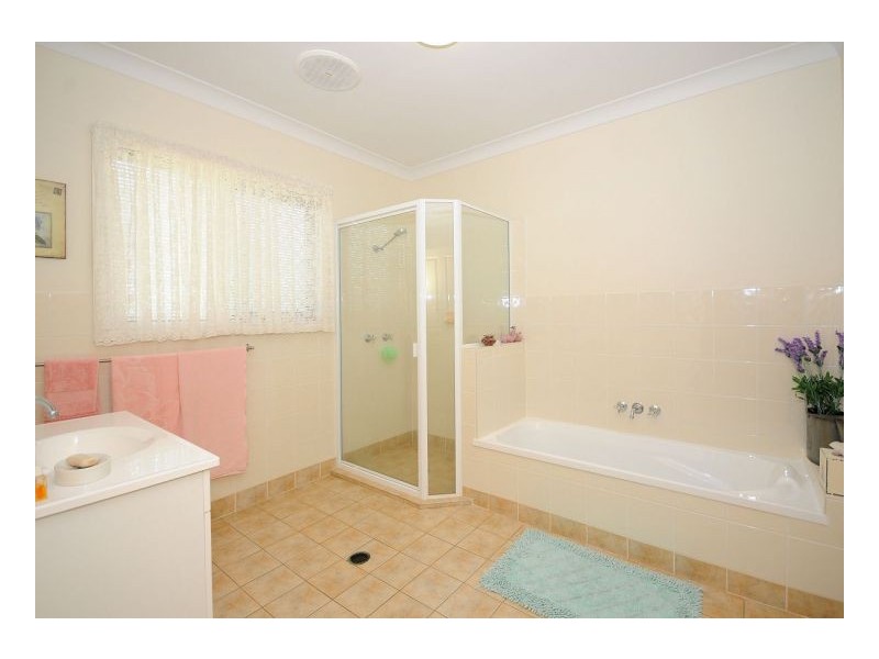 19 Jacobsen Outlook, Urraween QLD 4655