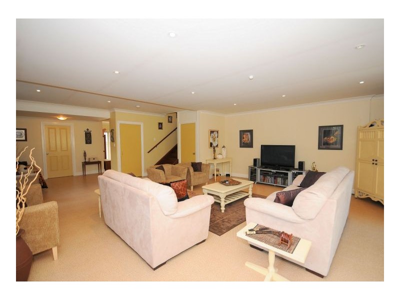 19 Jacobsen Outlook, Urraween QLD 4655