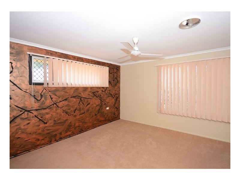 27 Kululu Cresent, Scarness QLD 4655