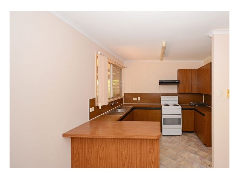 27 Kululu Cresent, Scarness QLD 4655