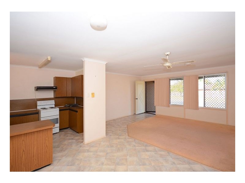 27 Kululu Cresent, Scarness QLD 4655